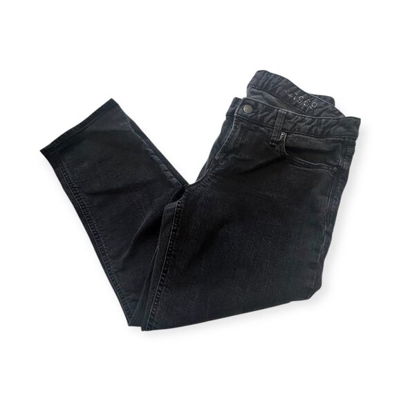 Gap Real Straight Black Petite Jeans 32R Mid-Rise Stretch Denim Classic Fit Wome - Picture 3 of 13